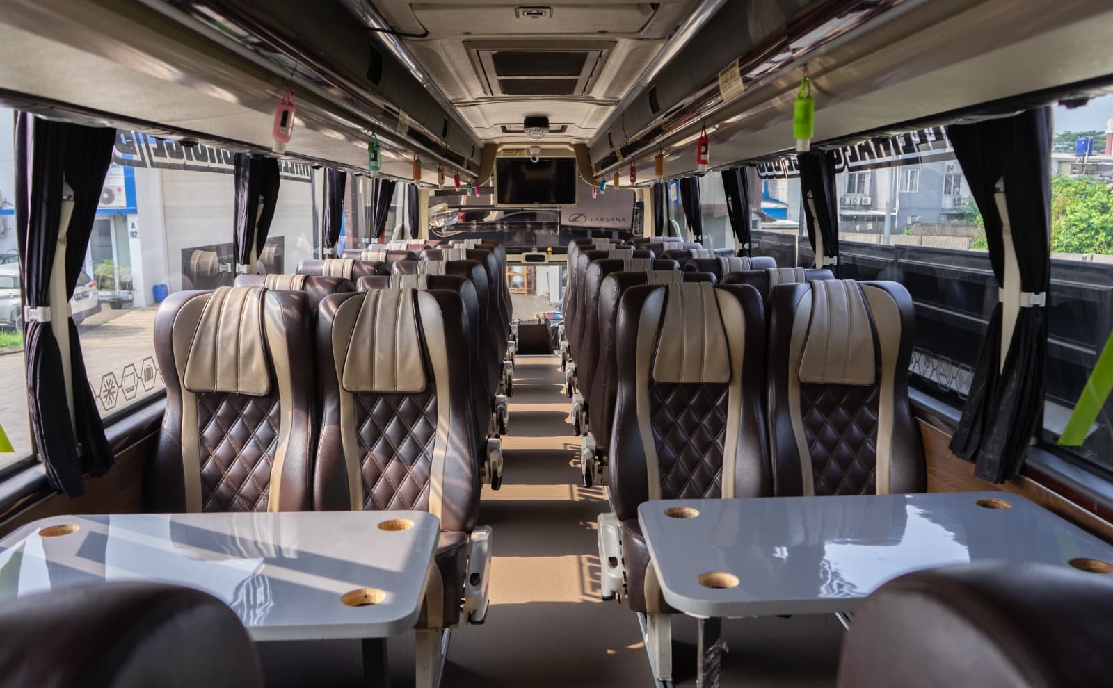 Gambar bus 1